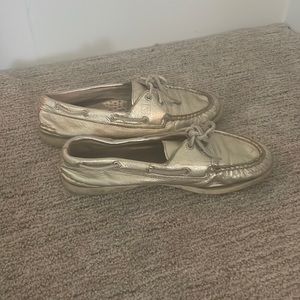 Women’s sperrys